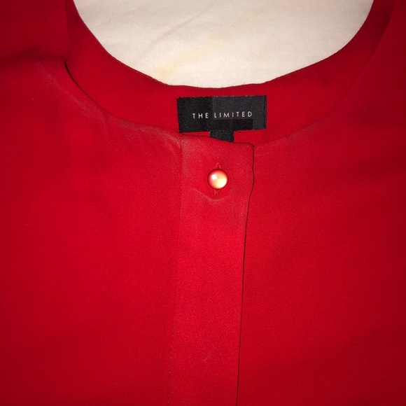 Red tank top the limited - Picture 2 of 4